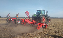 DEMOFEST: німецька техніка Fendt і Horsch на чернігівських полях