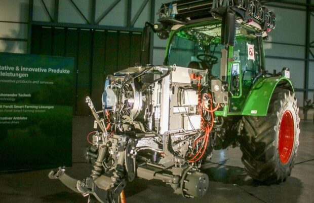 Fendt тестує прототипи водневих тракторів