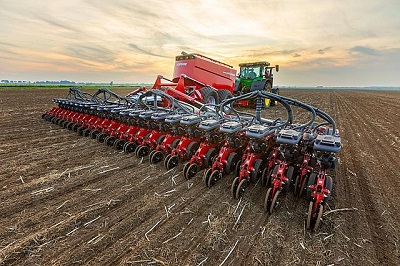Ідеальне розміщення насіння за будь-яких умов з технікою Horsch