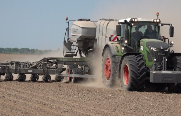 Fendt Momentum: сучасні технології для максимальної точності висіву
