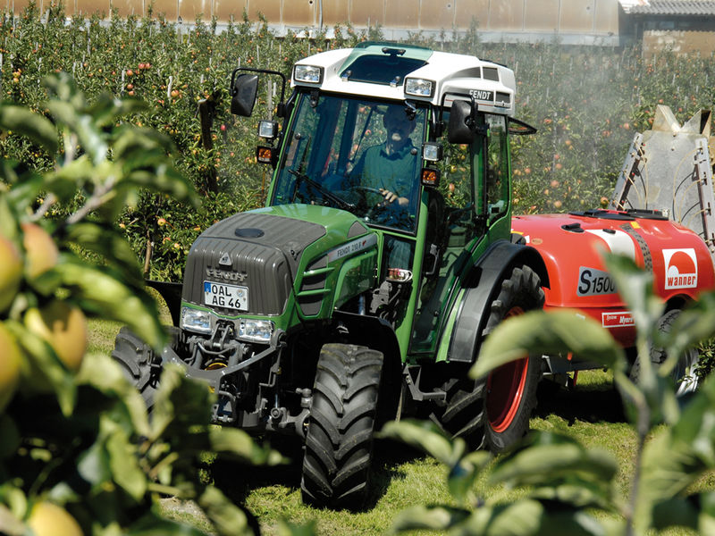 Колесные трактора Fendt 200 Vario