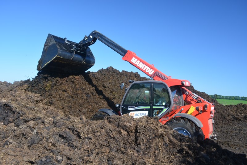Навантажувачі Manitou MLT-X 735 T LSU