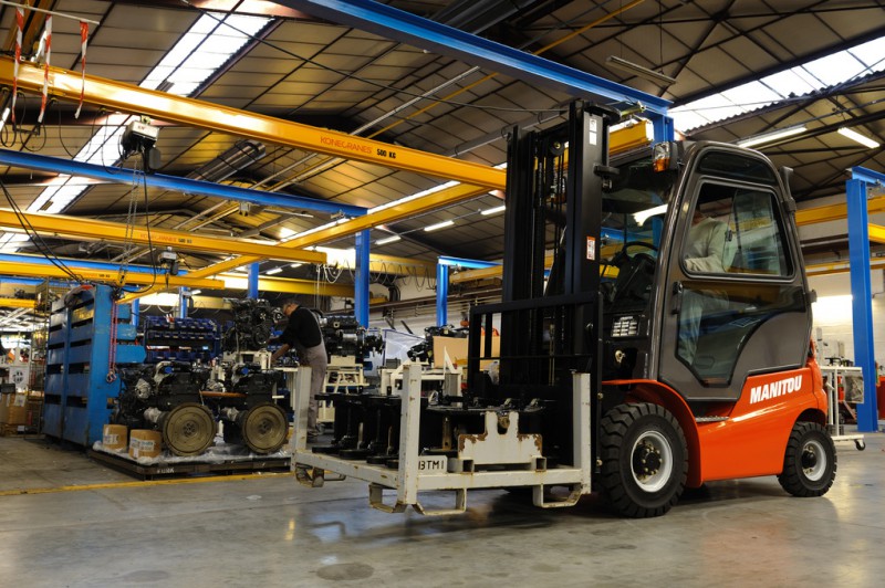Вилкові навантажувачі Manitou