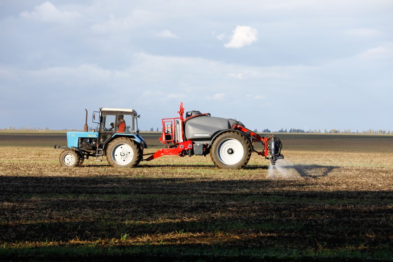 Причіпні обприскувачі Horsch Leeb AX