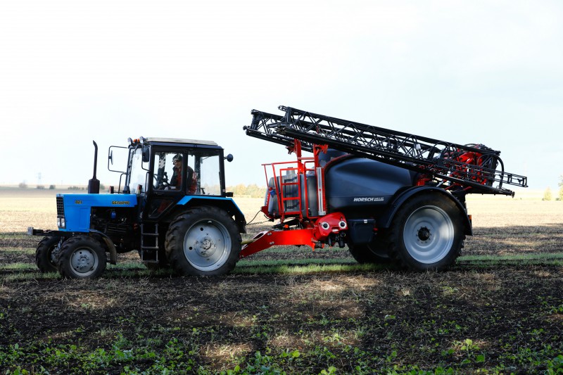 Причіпні обприскувачі Horsch Leeb AX