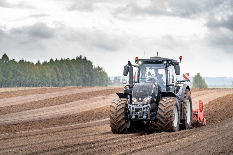 Колісні трактори Valtra серії S