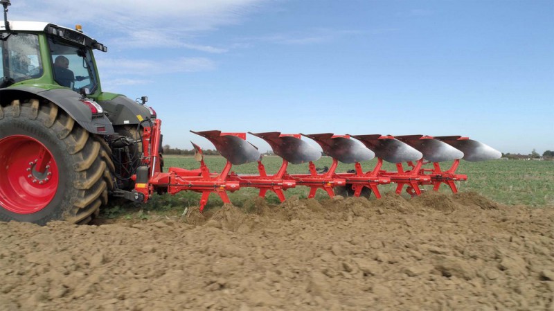 Плуг навісний KUHN MULTI-MASTER 183