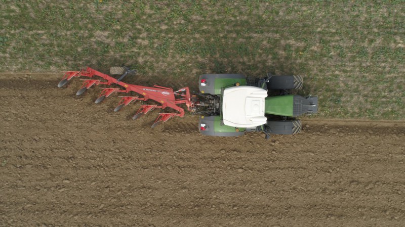 Плуг навісний KUHN MULTI-MASTER 183