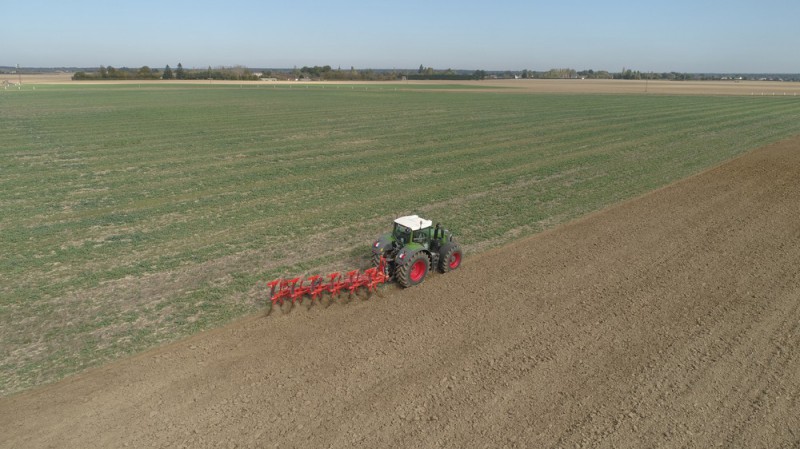 Плуг навісний KUHN MULTI-MASTER 183