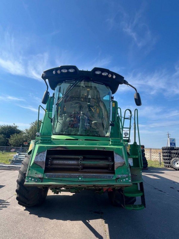 Зернозбиральний комбайн John Deere W540