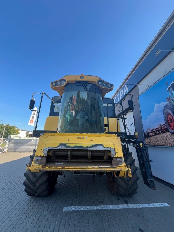 Зернозбиральний комбайн New Holland CX6090