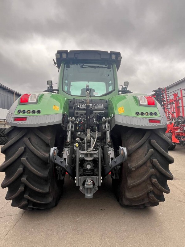 Колісний трактор Fendt 1038 Power Plus