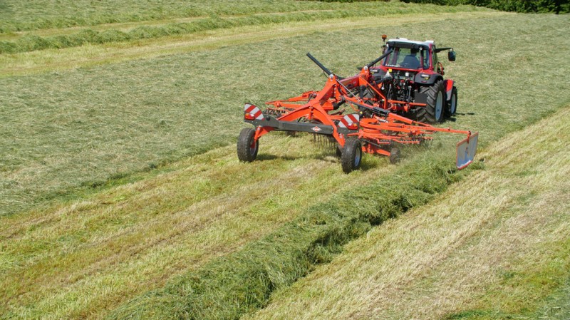 Валкоутворювач KUHN з двома роторами GA 6930