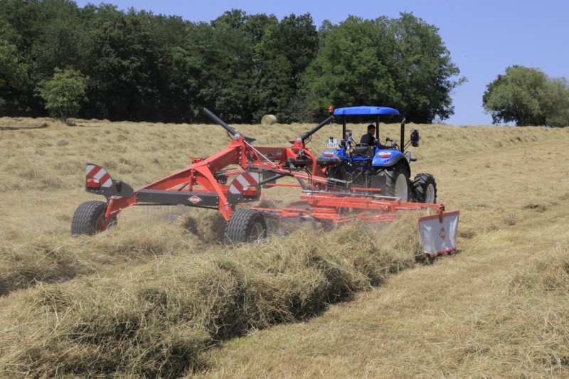Валкоутворювач KUHN з двома роторами GA 6930