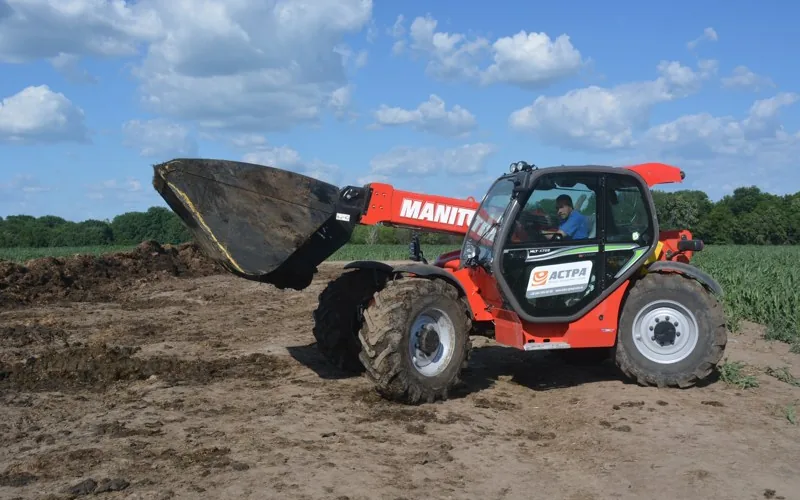 2006 — Дистрибуція Manitou