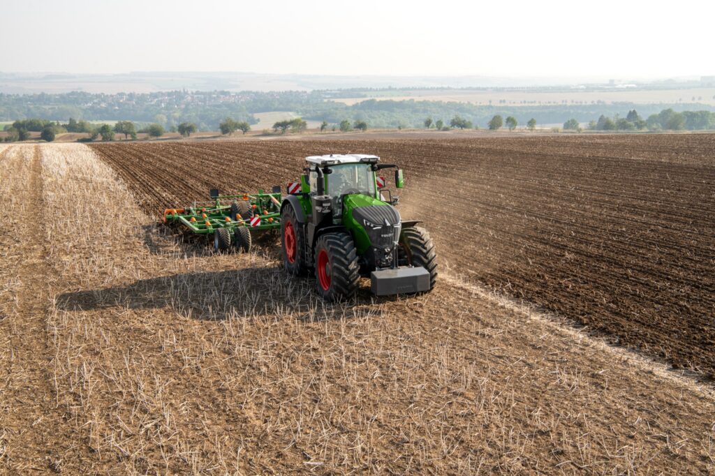 Fendt 1000 Vario wheeled tractors