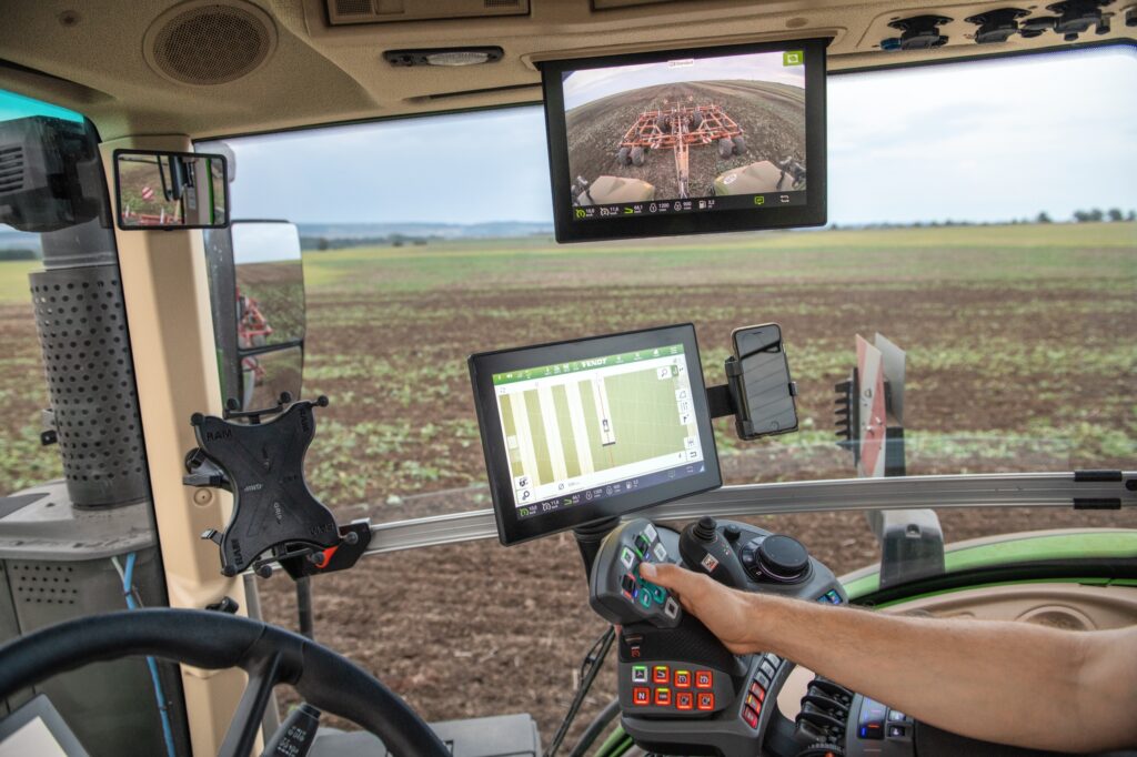 Fendt 1000 Vario wheeled tractors