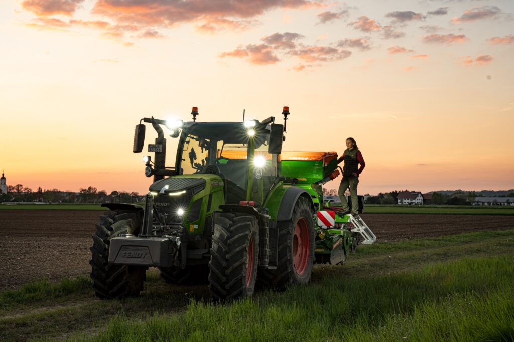 Fendt 500 Vario wheeled tractors