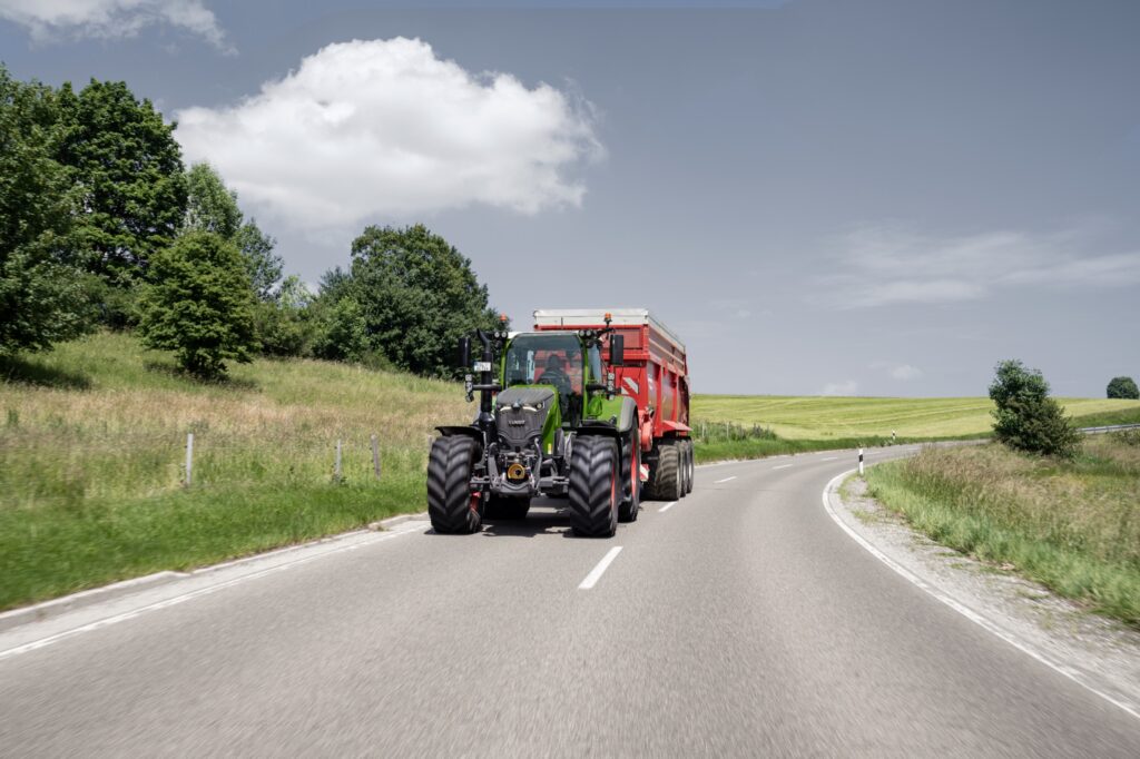 Fendt 700 Vario wheeled tractors