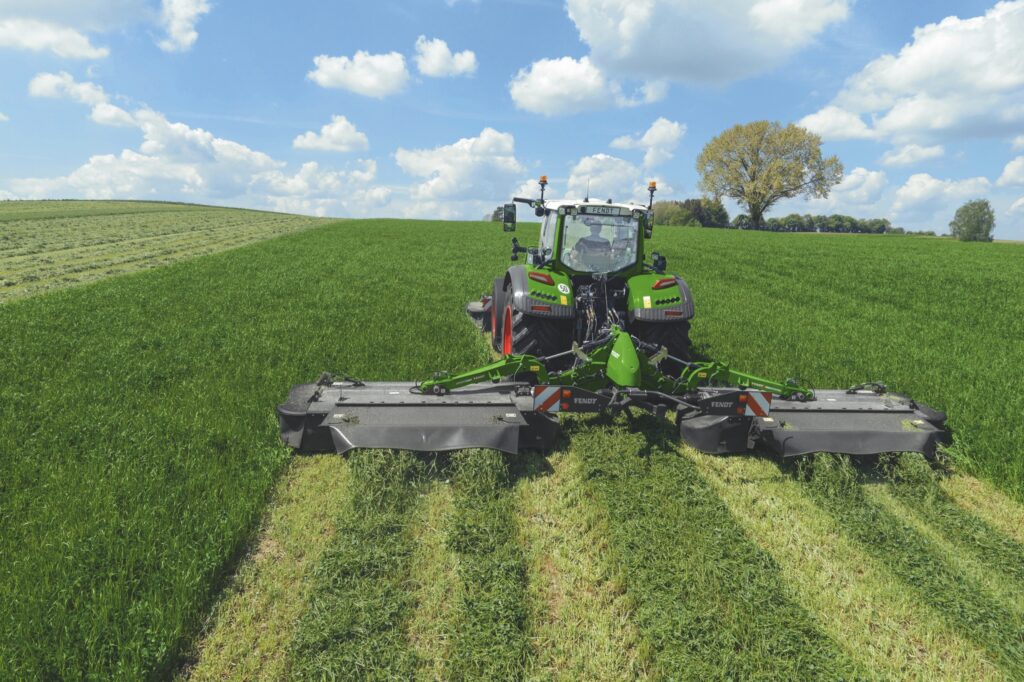 Fendt 700 Vario wheeled tractors