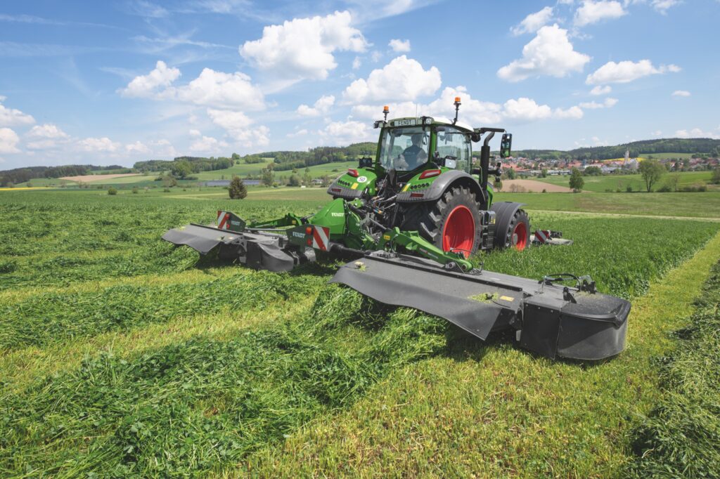 Fendt 700 Vario wheeled tractors