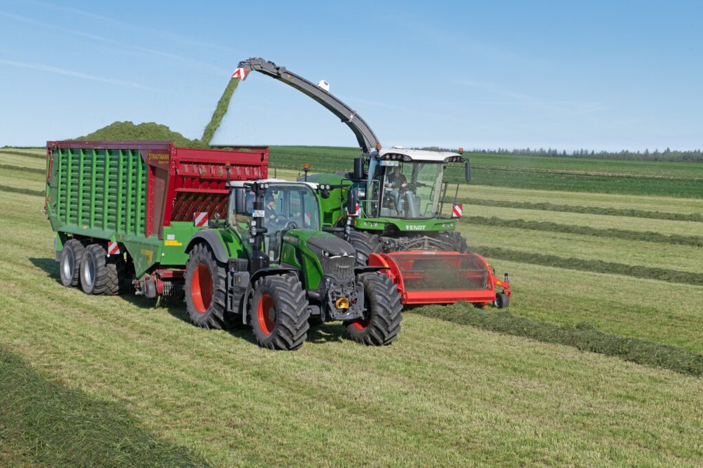 Fendt 700 Vario wheeled tractors