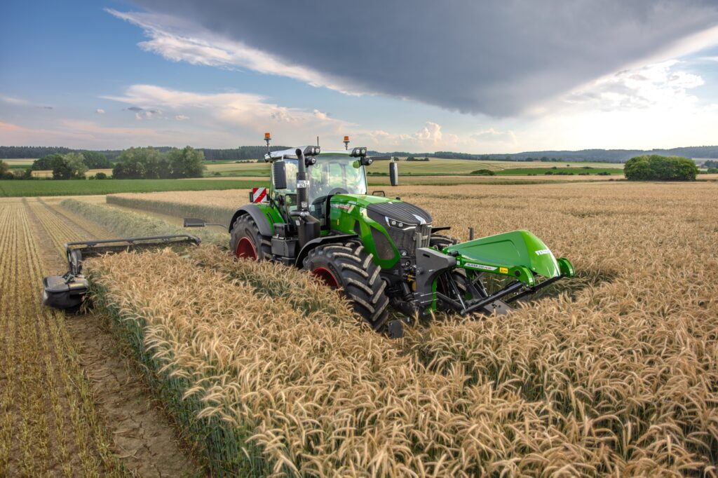 Колісні трактори Fendt 900 Vario
